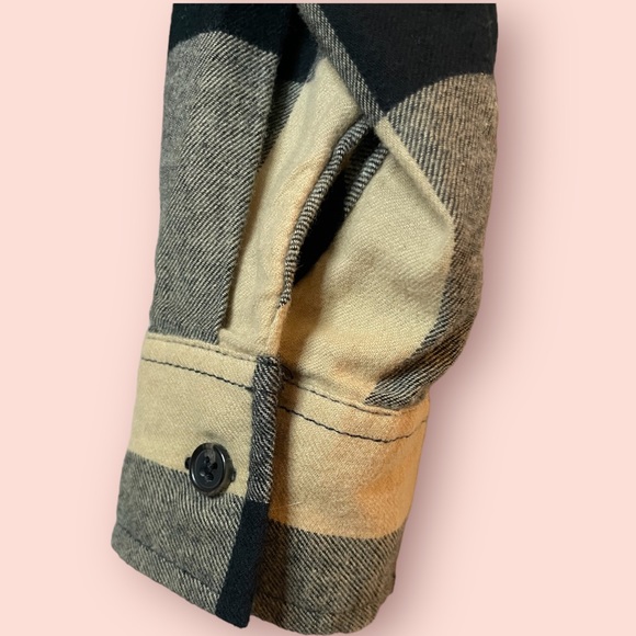 Forever 21 Reworked Plaid Top - Picture 6 of 8